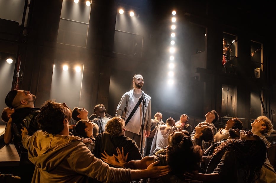 Jack-Hopewell-and-the-company-of-the-North-American-Tour-of-Jesus-Christ-Superstar.-Photo-by-Evan-Zimmerman-for-MurphyMade-2