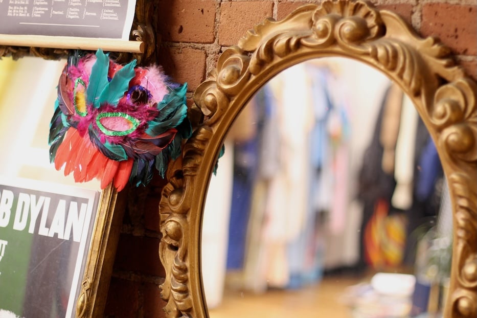 NoirVintageClosing - 2