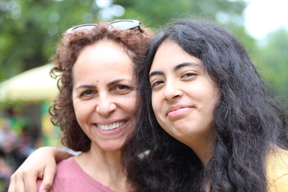 Mariana Samaniego and mom Maria Jimenez