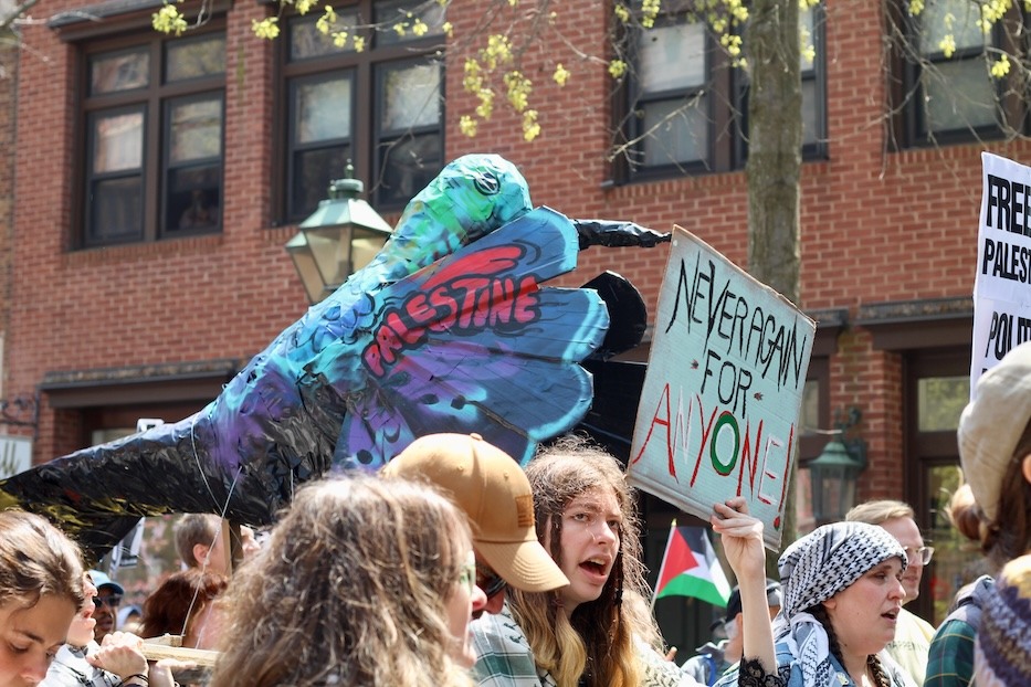 In Photos: Artists Join The March For Palestine