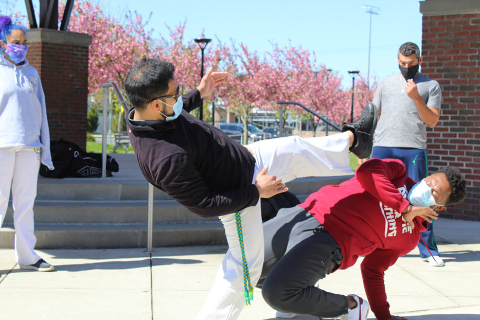 Capoeira Dances Back To Life Outdoors