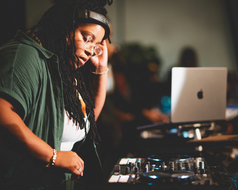 The MixOff: DJs Take Over New Haven