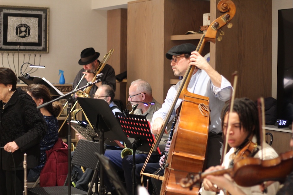 Kapelye Brings A Hanukkah Light To Tower Lane