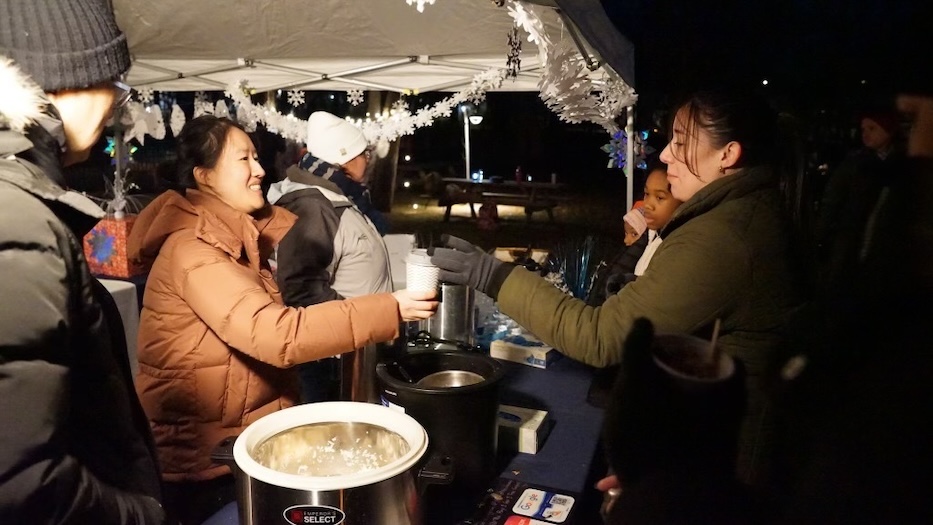 Elm City Montessori Sings In The Solstice