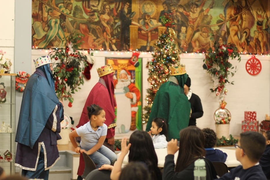 En Route To Bethlehem, Three Kings Find Themselves On Atwater Street