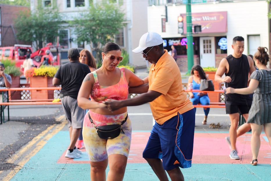 Outdoor Salsa Gets Westville Dancing In The Streets