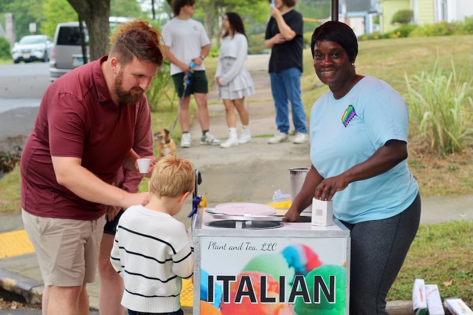 Beaver Hills Block Party Beats The Rain