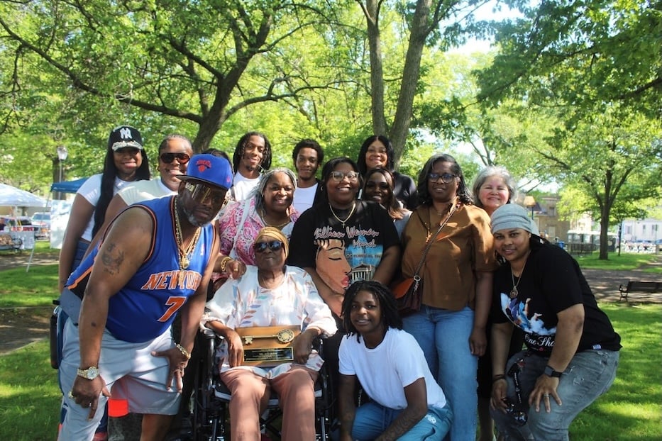 Hill Heroes Honored In Neighborhood Fest