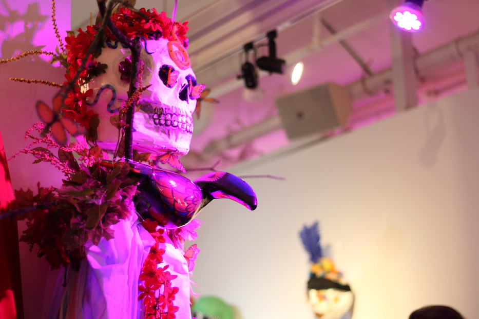 Día de Muertos Comes To Artspace