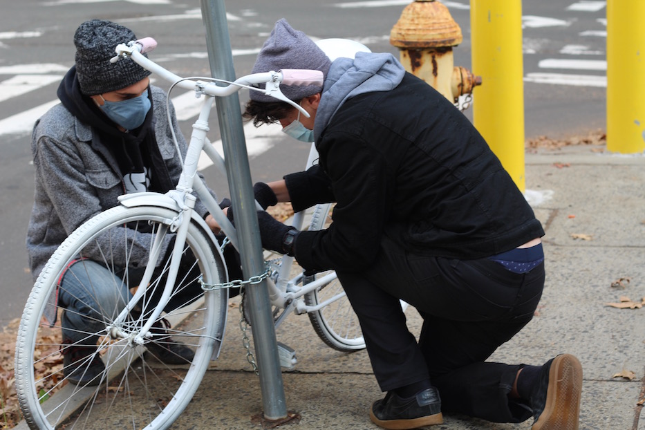 Cyclists - 4