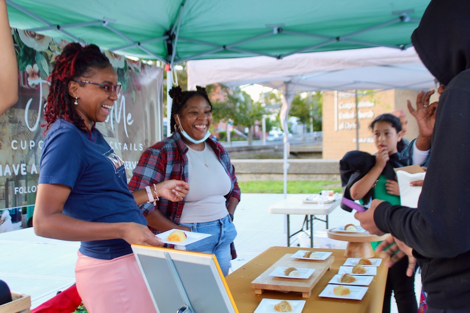 At Q House, Food Business Alumni Take Flight