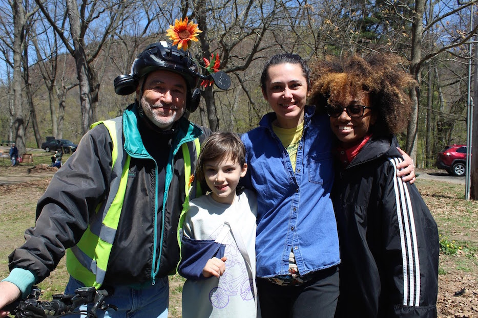 Cyclists Roll Out At Rock To Rock Earth Day Ride