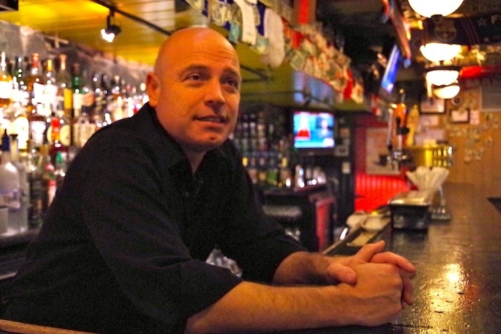  Bartender Ray Coyle. Lucy Gellman Photo. 