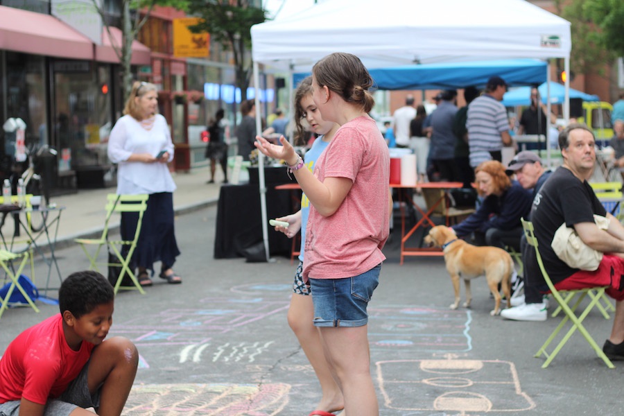 The evening's On9 festivities also included food and drink, filming from Baobab Tree Studios, crafting, and tunes from Dooley-O.