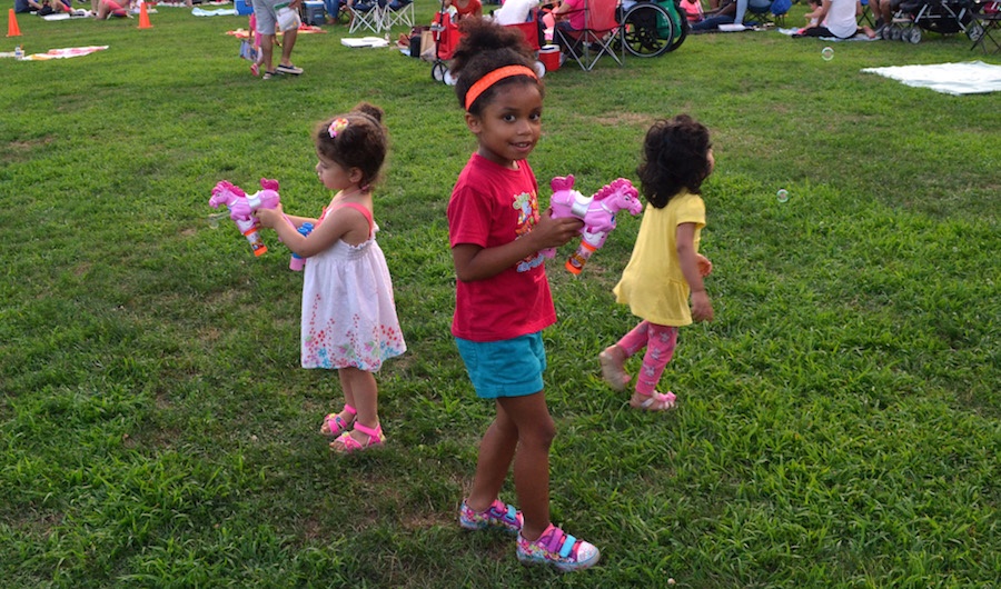 Isabella Maddelena, Charlotte Martinez, and Myra Gupta get ready for the movie. Ariel Shearer Photos.