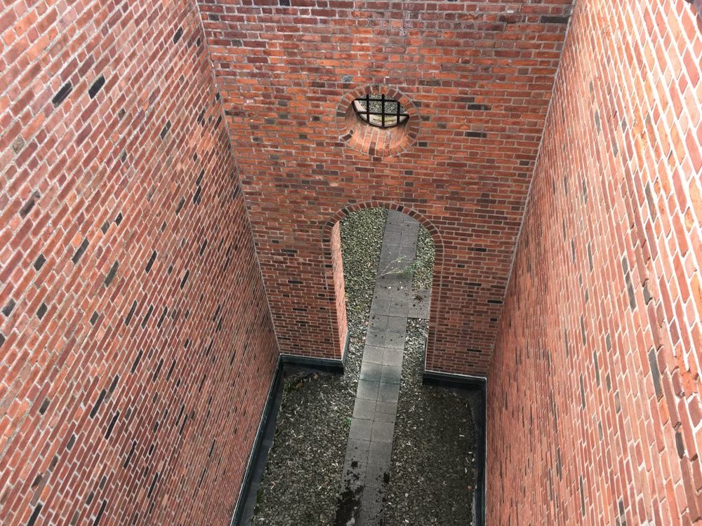  Students got a closer look at details, like this interior buttress. YSOA/NHA Photo.  