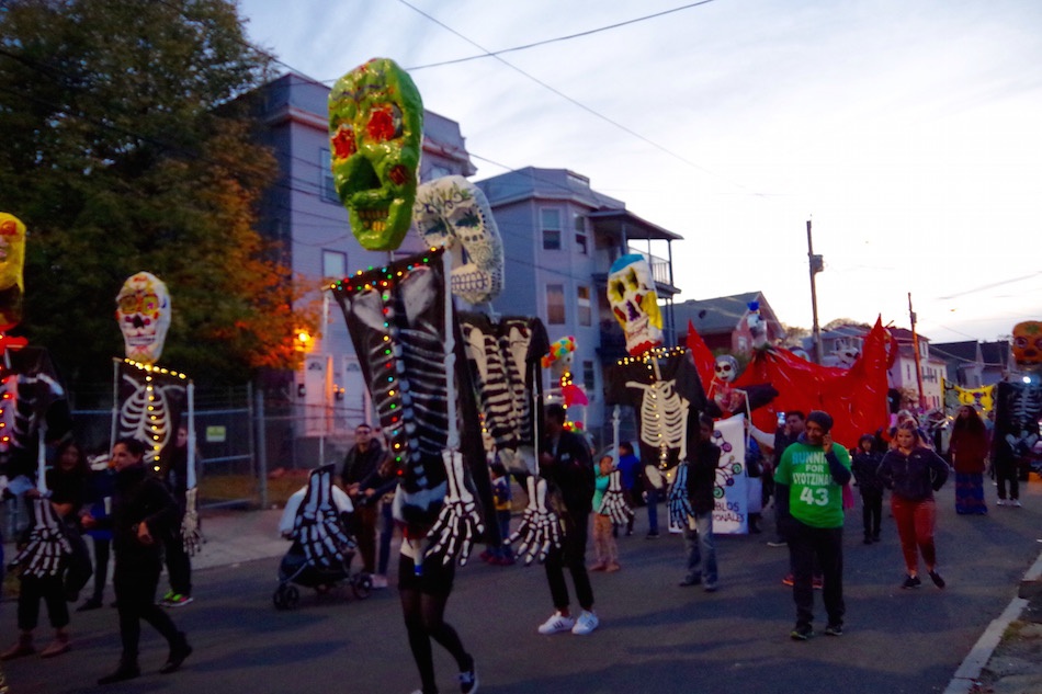 Soldaderas, Wall-Climbers Join Día de los Muertos