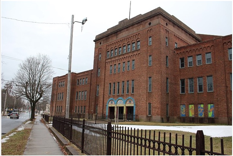  The Goffe Street Armory (pictured from Goffe) two winters ago. Paul Bass Photo for the New Haven Independent.  