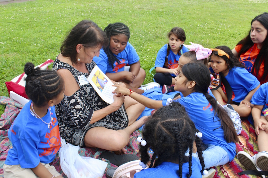 Young New Haveners LEAP Into Reading